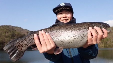 フィッシングレイクたかみや 釣果