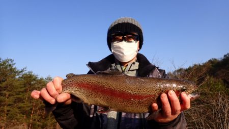 フィッシングレイクたかみや 釣果