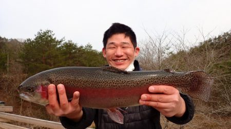 フィッシングレイクたかみや 釣果