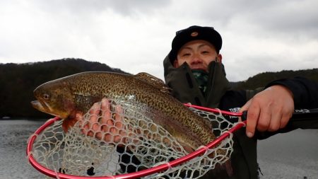 フィッシングレイクたかみや 釣果