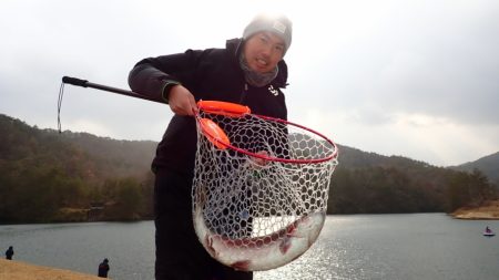 フィッシングレイクたかみや 釣果