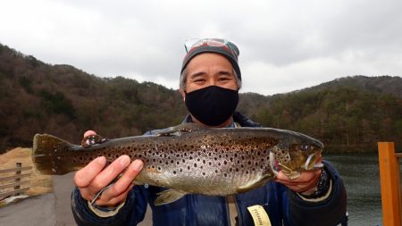 フィッシングレイクたかみや 釣果