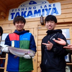 フィッシングレイクたかみや 釣果