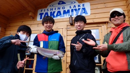 フィッシングレイクたかみや 釣果