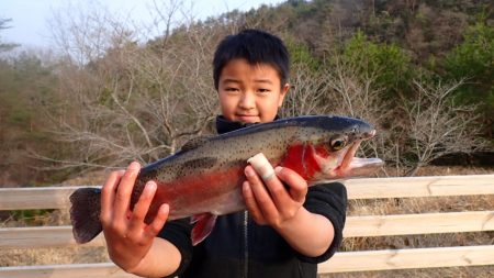 フィッシングレイクたかみや 釣果