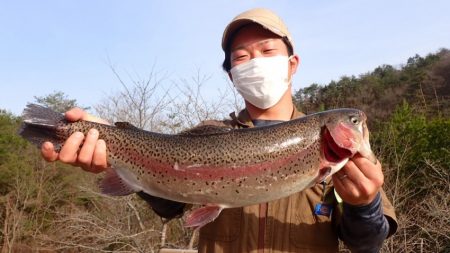 フィッシングレイクたかみや 釣果