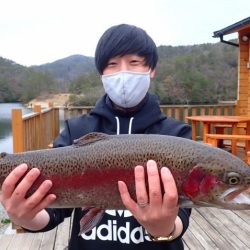 フィッシングレイクたかみや 釣果