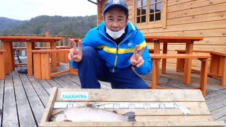 フィッシングレイクたかみや 釣果