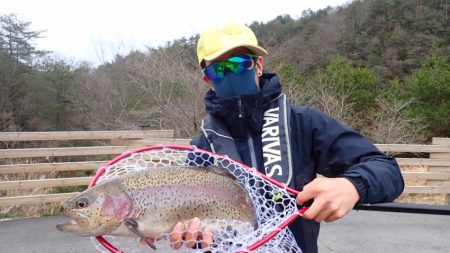 フィッシングレイクたかみや 釣果
