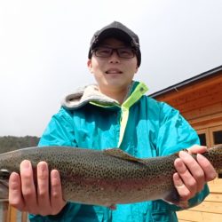 フィッシングレイクたかみや 釣果