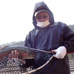 フィッシングレイクたかみや 釣果