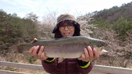 フィッシングレイクたかみや 釣果