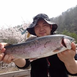 フィッシングレイクたかみや 釣果