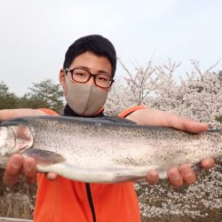 フィッシングレイクたかみや 釣果