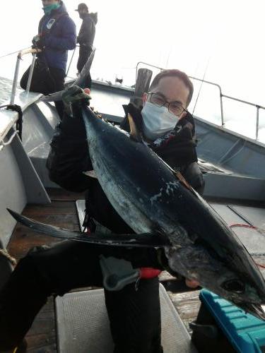 ファイヤードルフィン 釣果