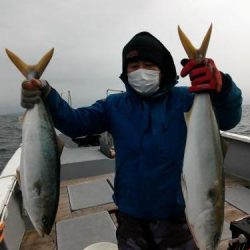 ファイヤードルフィン 釣果