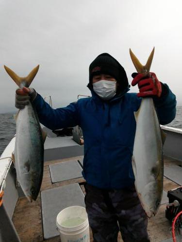 ファイヤードルフィン 釣果