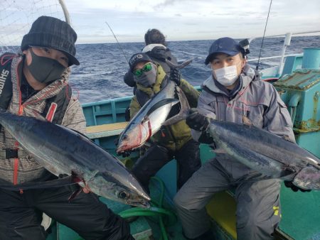 丸万釣船 釣果