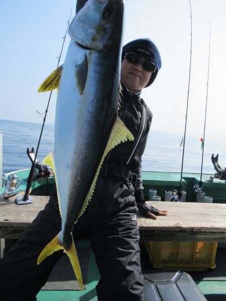 真祐丸 （しんゆうまる） 釣果