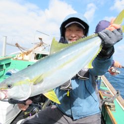 真祐丸 （しんゆうまる） 釣果