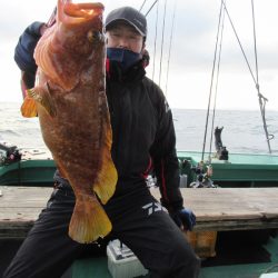 真祐丸 (しんゆうまる) 釣果