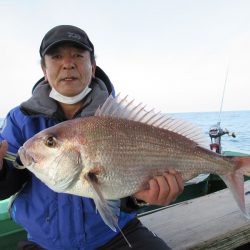 真祐丸 （しんゆうまる） 釣果