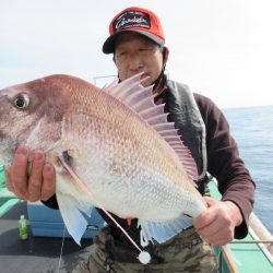 真祐丸 （しんゆうまる） 釣果