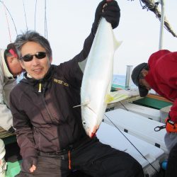 真祐丸 (しんゆうまる) 釣果