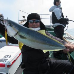 真祐丸 (しんゆうまる) 釣果