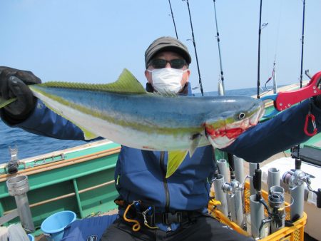 真祐丸 (しんゆうまる) 釣果