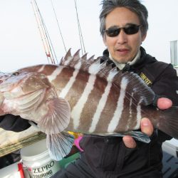 真祐丸 (しんゆうまる) 釣果