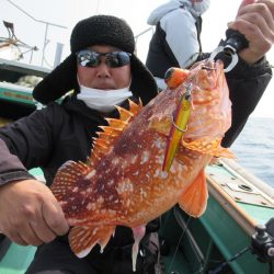 真祐丸 (しんゆうまる) 釣果