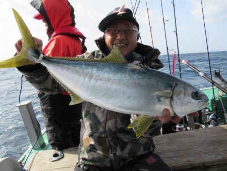 真祐丸 （しんゆうまる） 釣果