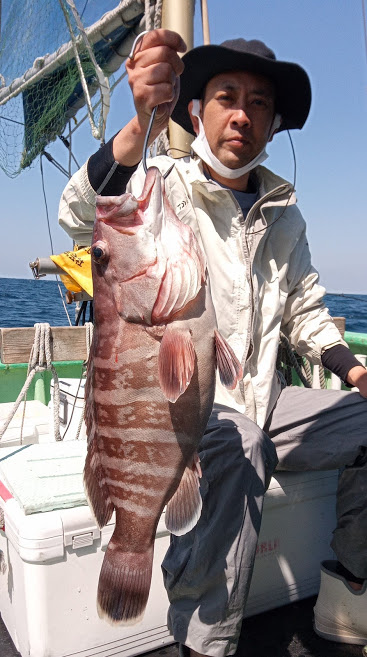 康仁丸・ジギング釣り果