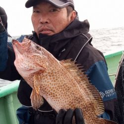 康仁丸・ジギング・泳がせ釣り・釣り果