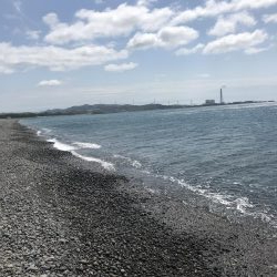 強風の中、ブリゲット