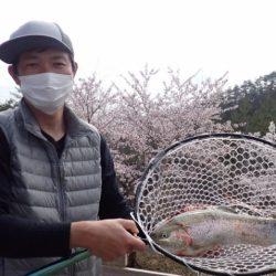 フィッシングレイクたかみや 釣果