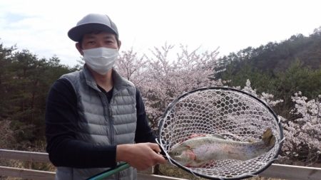 フィッシングレイクたかみや 釣果