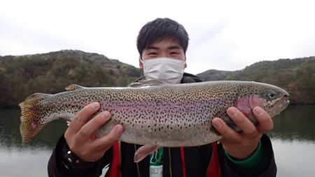 フィッシングレイクたかみや 釣果