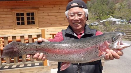 フィッシングレイクたかみや 釣果