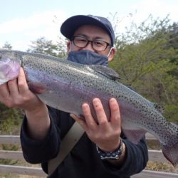 フィッシングレイクたかみや 釣果