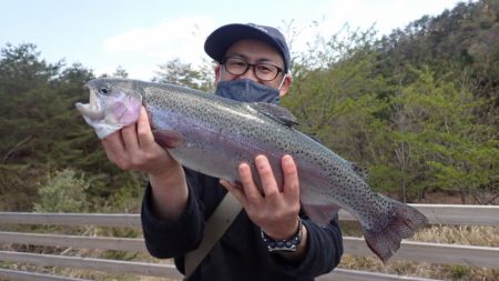 フィッシングレイクたかみや 釣果