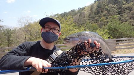 フィッシングレイクたかみや 釣果