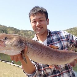 フィッシングレイクたかみや 釣果
