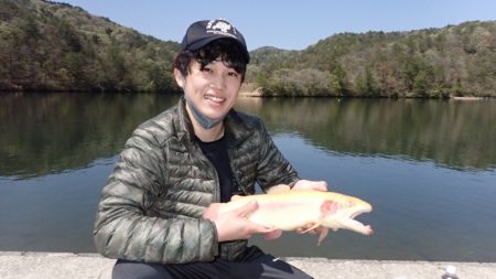 フィッシングレイクたかみや 釣果