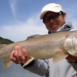 フィッシングレイクたかみや 釣果