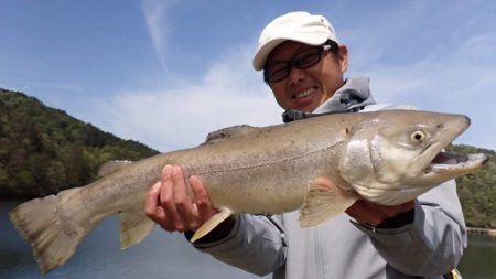 フィッシングレイクたかみや 釣果