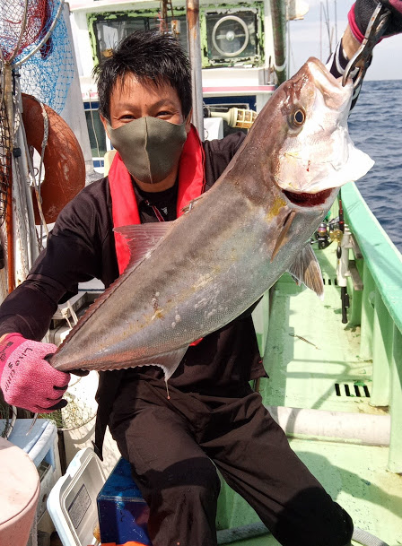 康仁丸・ジギング釣り果