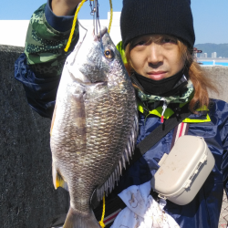 まだまだキビレ。チヌどこや？