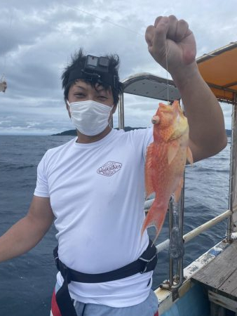 雷雲を突き抜けて